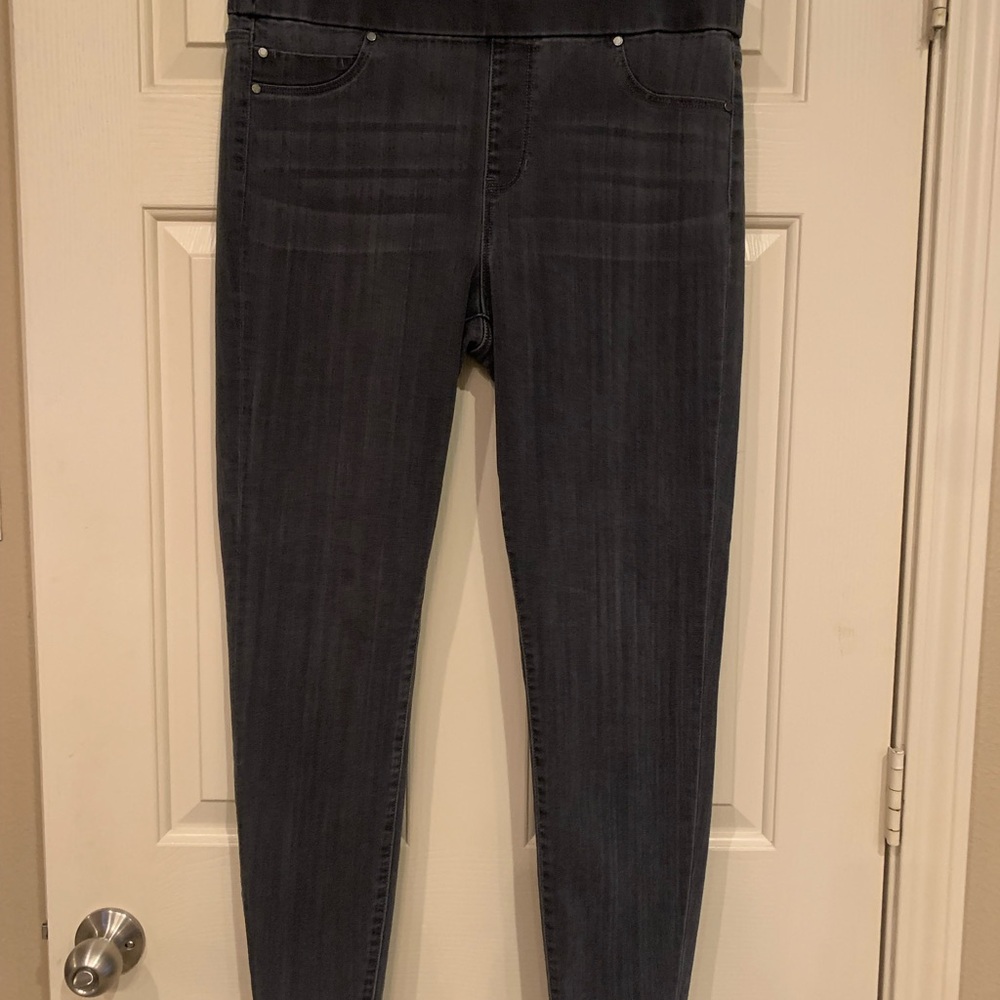 Women's Distressed Black Jeans